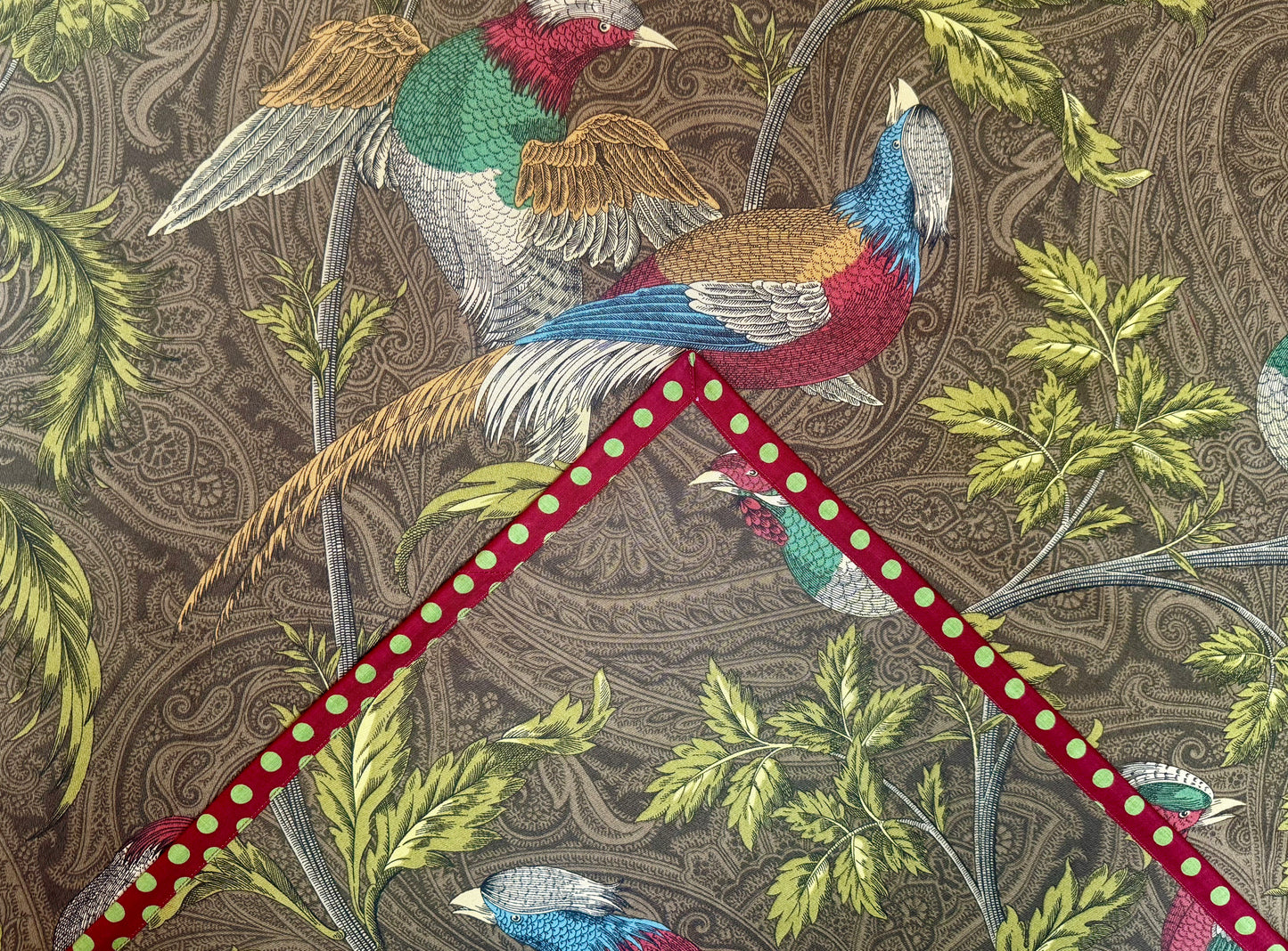 Tablecloth-Lush Plumage