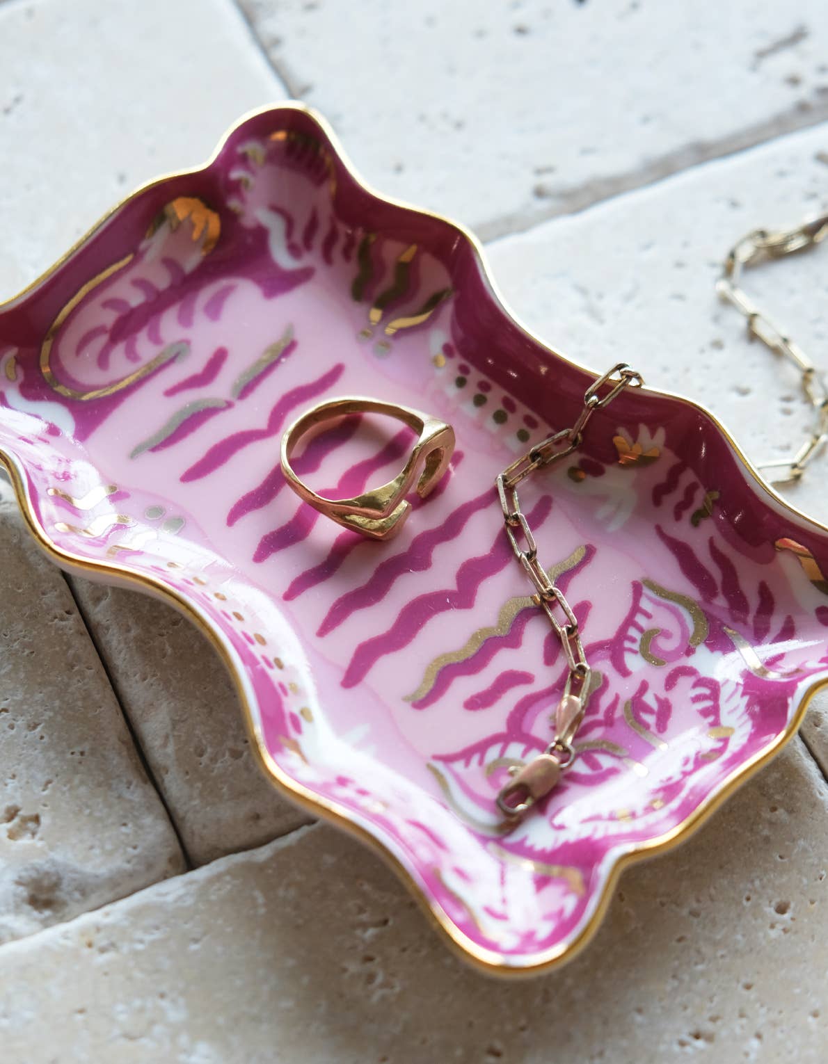Tibetan Tiger Porcelain Dice Dish