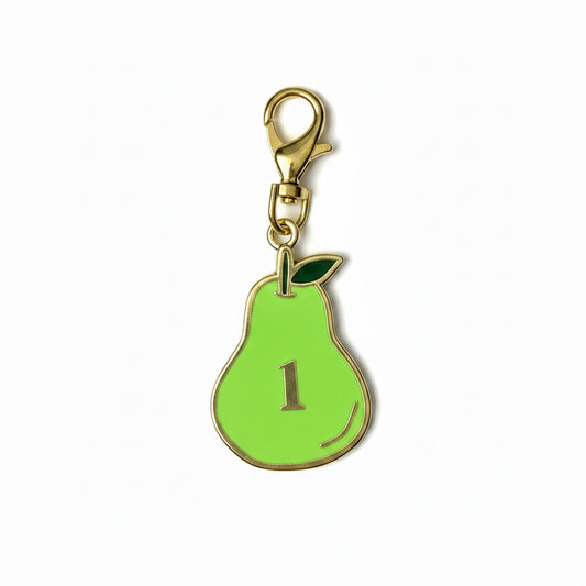 Singles & Pairs Mahjong Charm – Gold Cloisonné Keepsake | SoloMahj